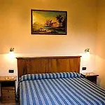 Margaret Hotel *