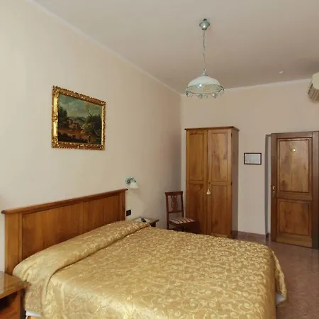 Margaret Otel Floransa